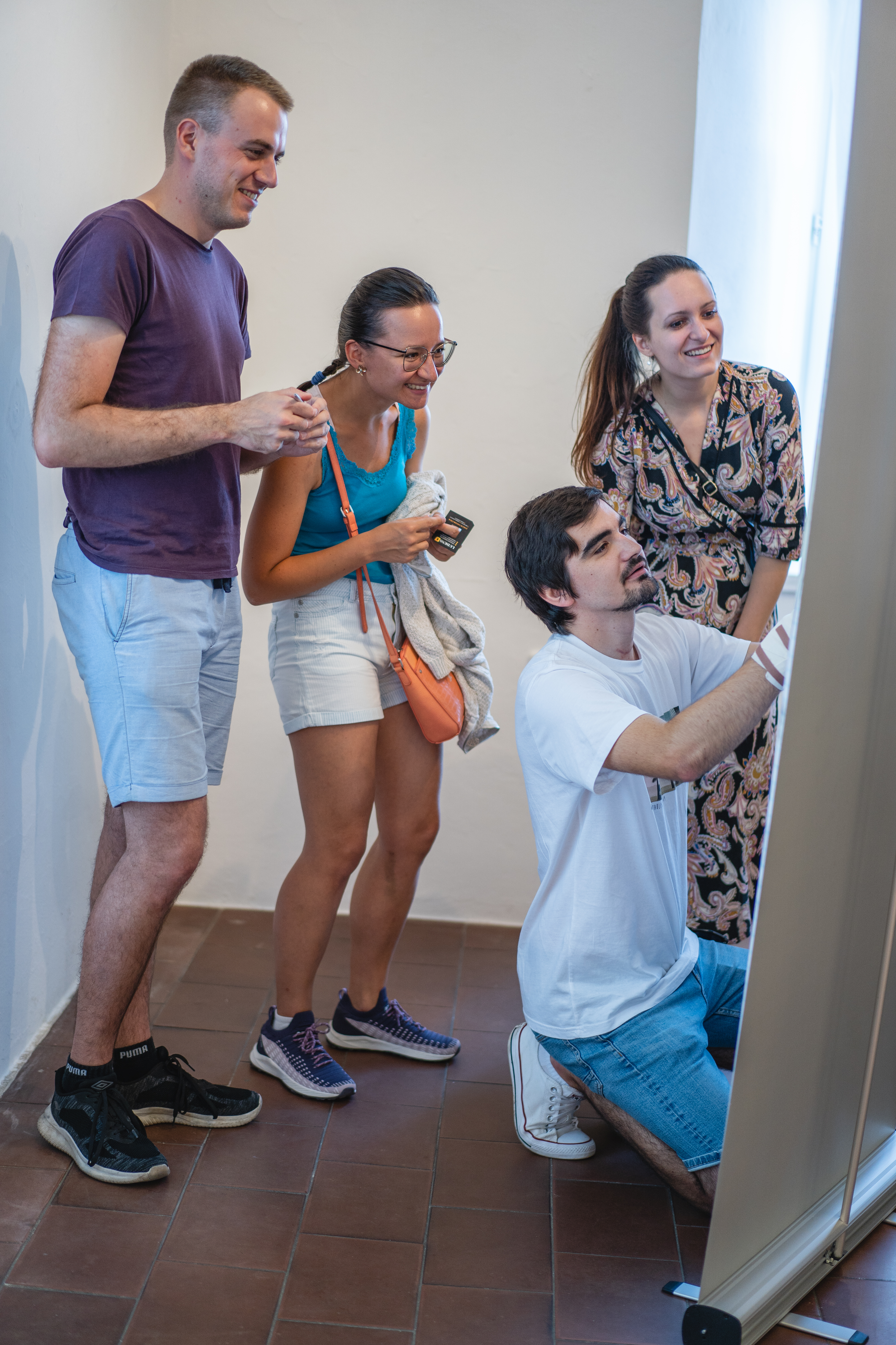 Tým hraje únikovku